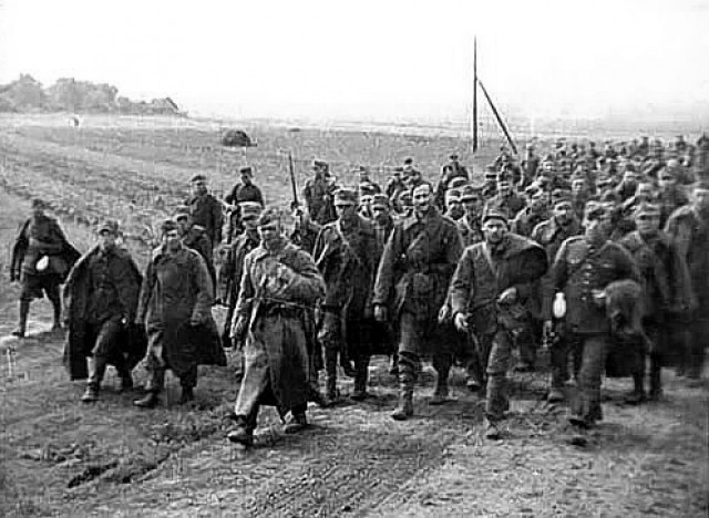 Польские солдаты, плененные частями РККА. 1939