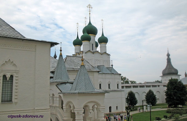 Церковь Иоанна Богослова, Музей-Заповедник Ростовский Кремль