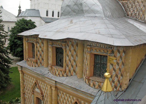 Церковь Одигитрии в Ростовском Кремле