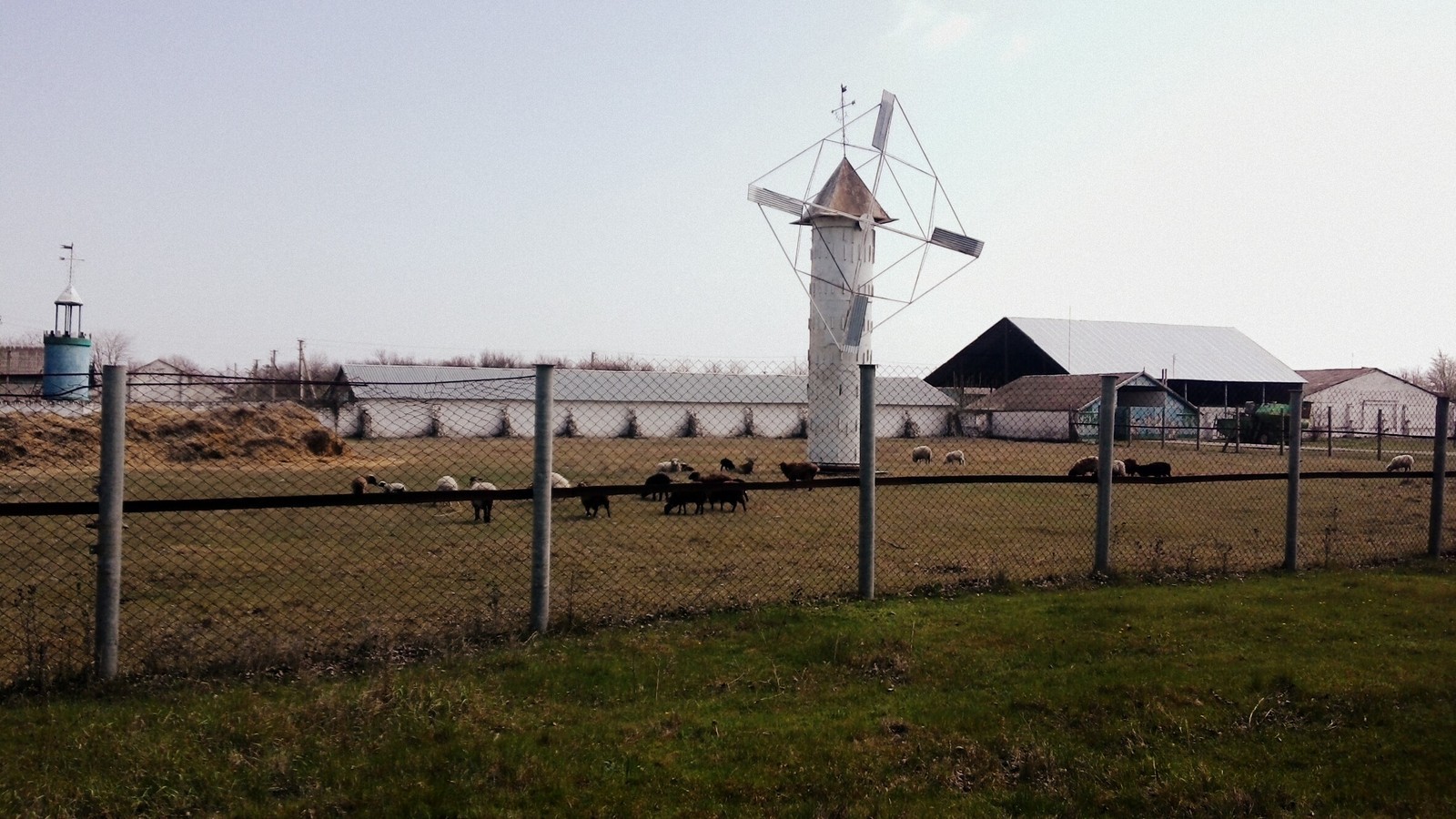 Эпичные советские остановки и необычное село