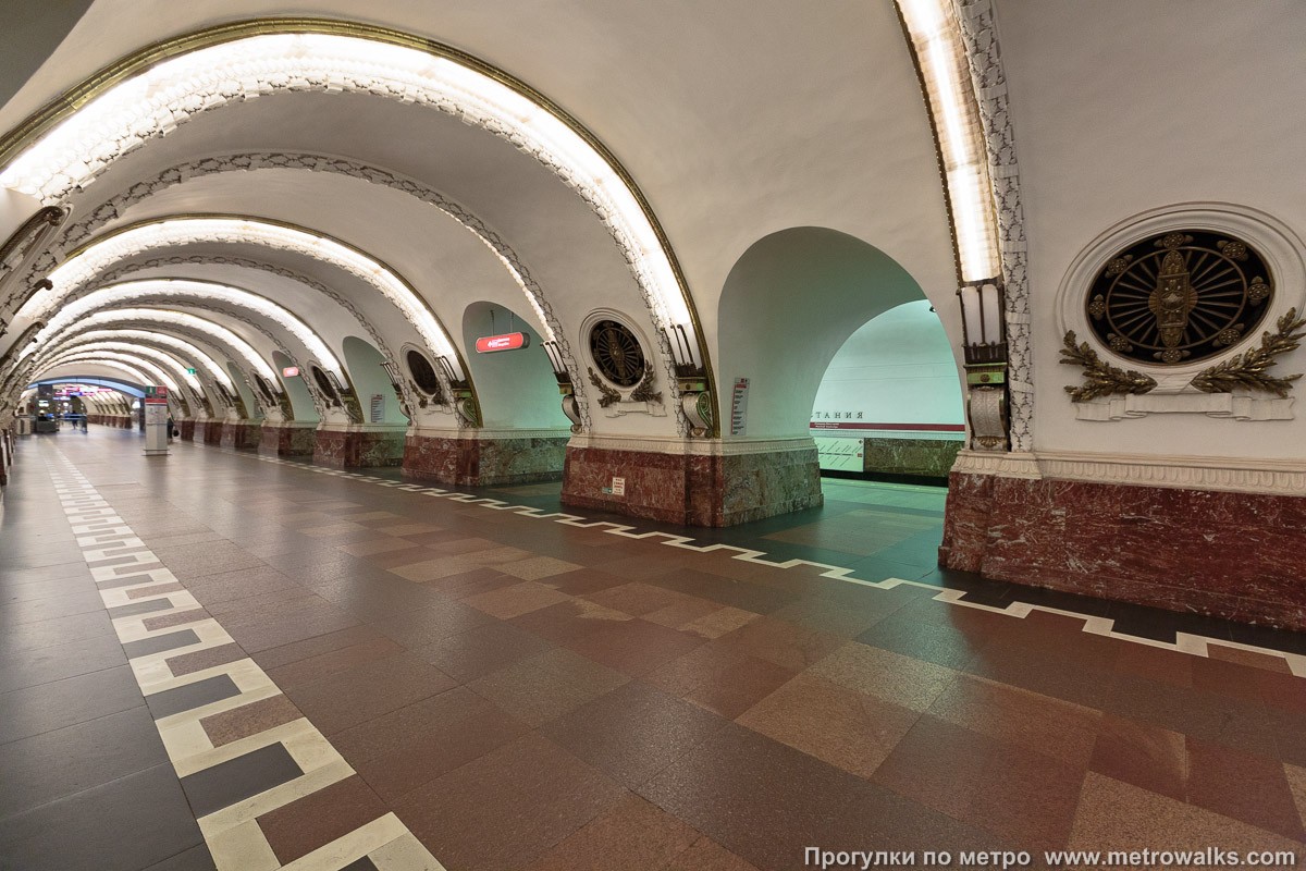 Самые красивые станции Санкт-Петебургского Метрополитена