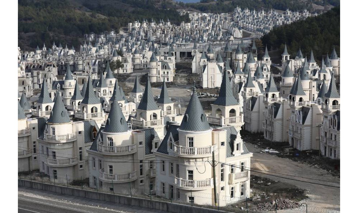 Проект "Burj Al Babas" - город призрак в Турции