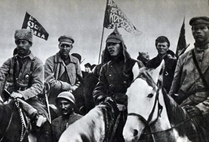 Бойцы Буденного под Майкопом, 1920 год. /Фото: avatars.mds.yandex.net