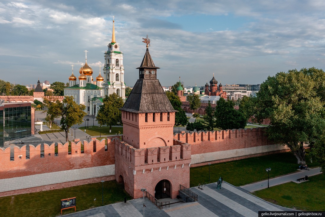 тула с высоты, Башня Пятницких ворот, тульский кремль