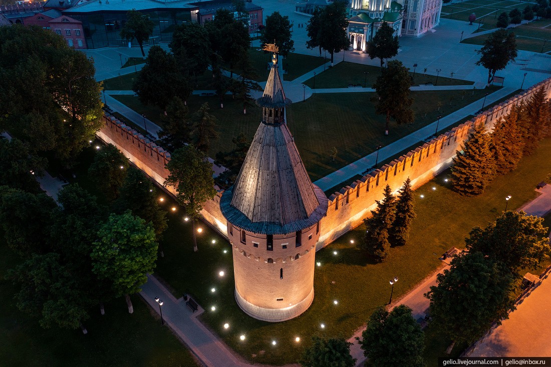 тула с высоты, Спасская башня тульского кремля