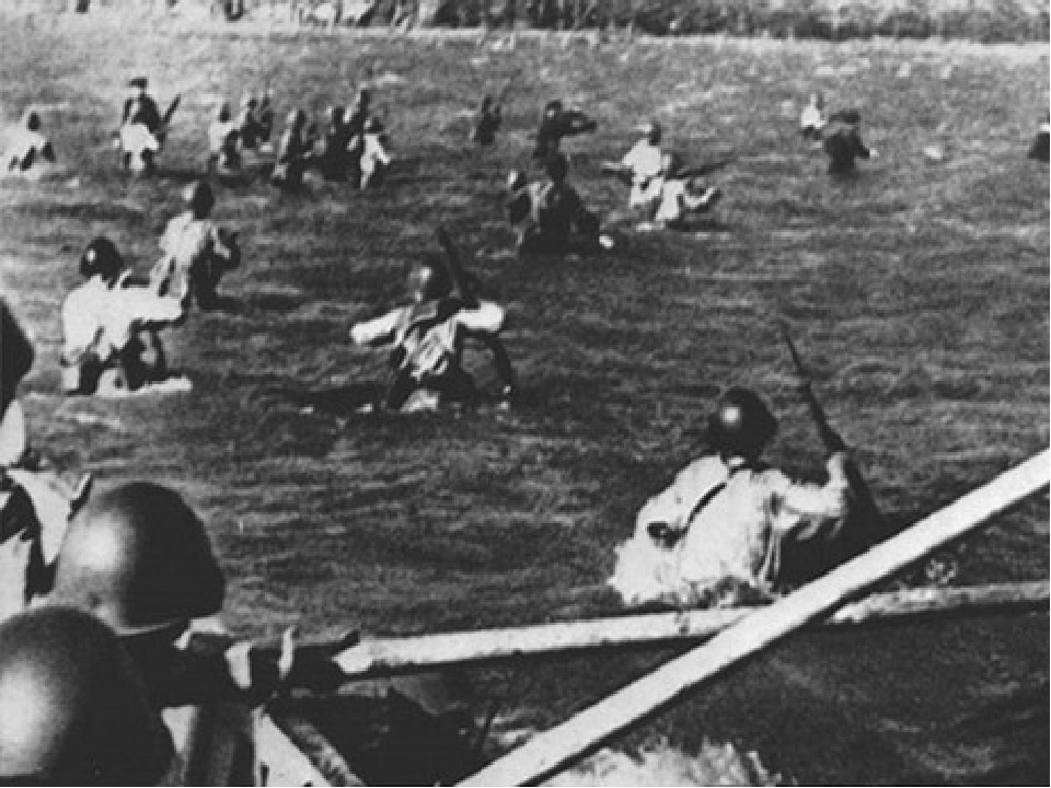 Штурм острова Шумшу в августе 1945 года - решающий момент Курильской десантной операции