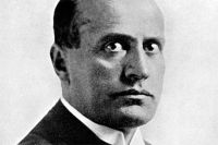 Бенито Муссолини.