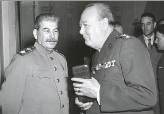 Товарищ Сталин пошутил и Черчилль больше при нем не курил