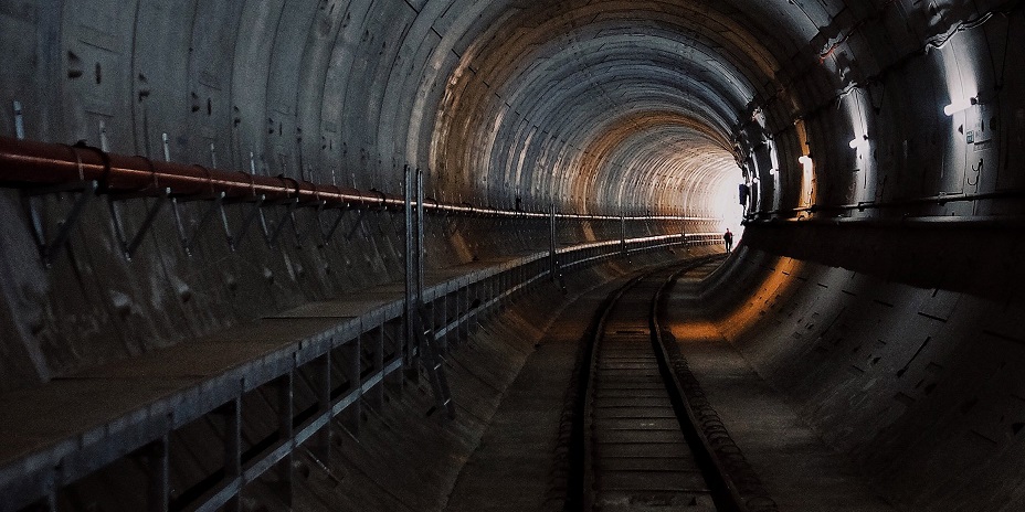 Испания потратила €258 млн на поезда и выяснила, что они не помещаются в тоннели (суперраспил)