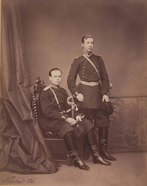 Два брата: Цесаревич Николай Александрович и Великий князь Александр Александрович