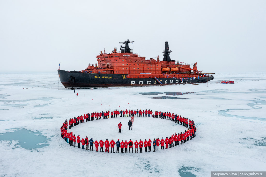 Круиз на Северный полюс на ледоколе. Изумительные ландшафты. (75 фото)