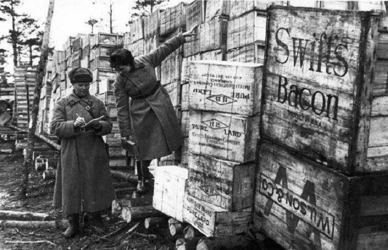 Обратный ленд-лиз: зачем СССР посылал солёную селедку в Великобританию