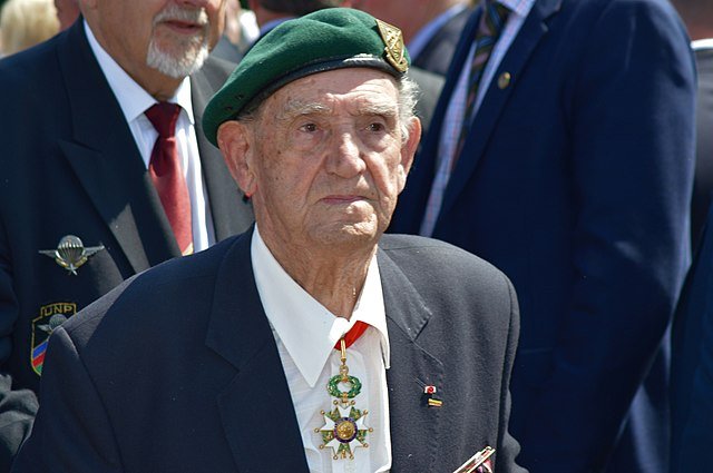 Ветеран Леон Готье (27 октября 1922 – 3 июля 2023). 
